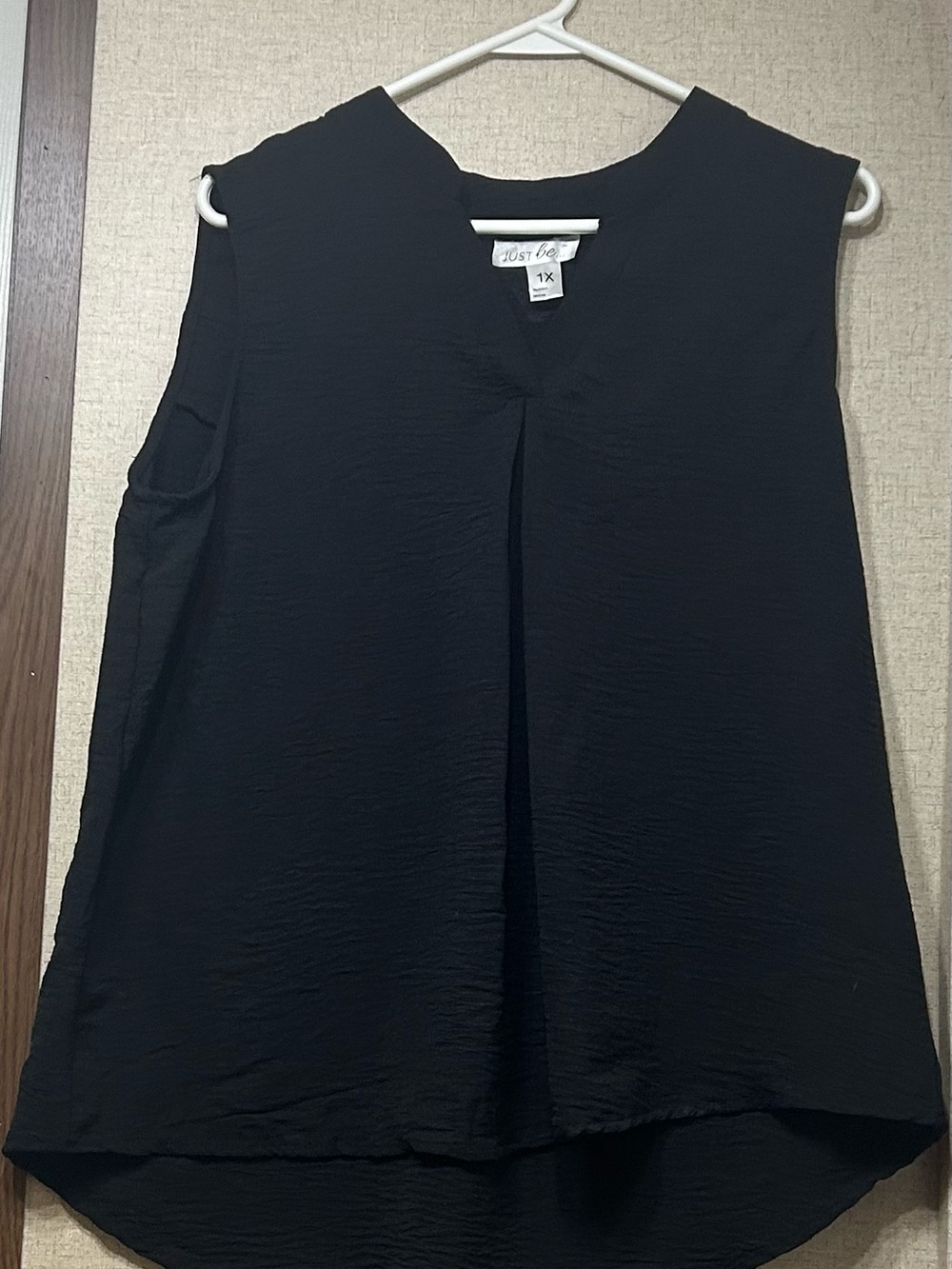 just be Black Sleeveless V-Neck Textured Swing Cami